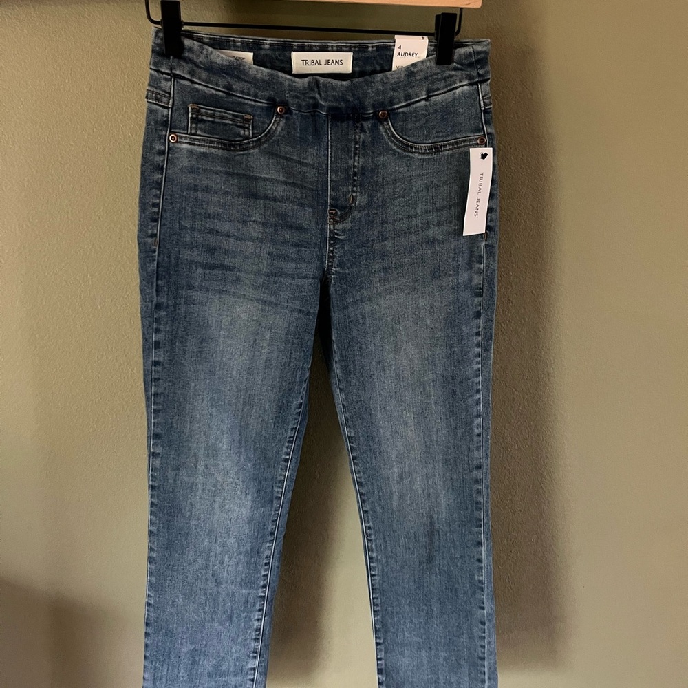 Tribal Blue Cropped Jeans Classic Fit